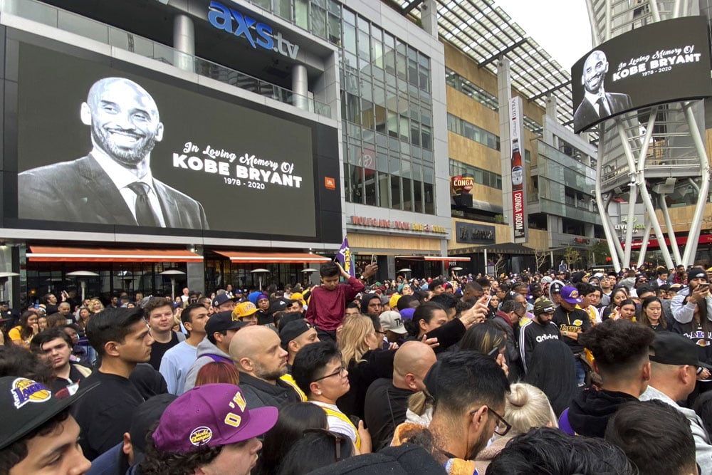 Kobe Bryant Dead