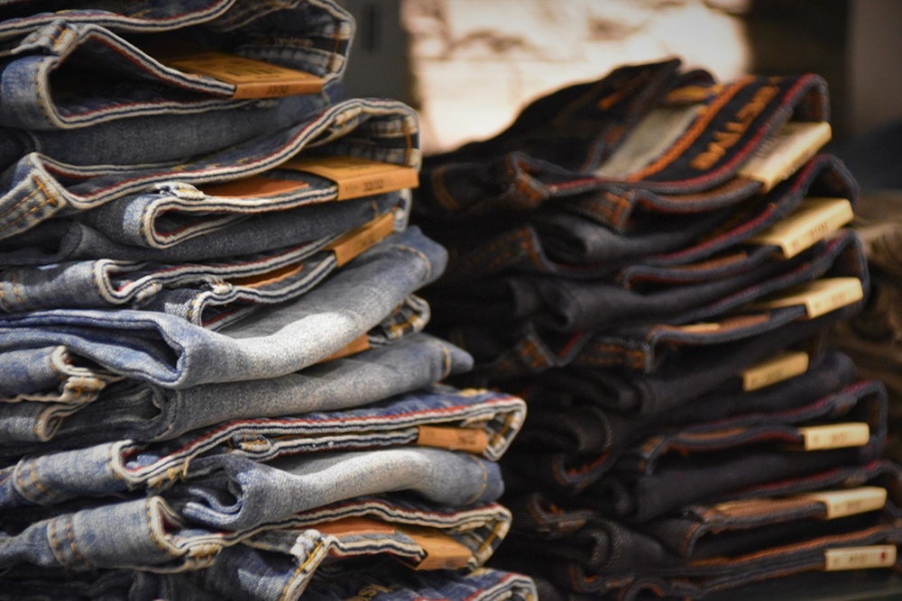Maharashtra Govt Bans Jeans, T-shirts 