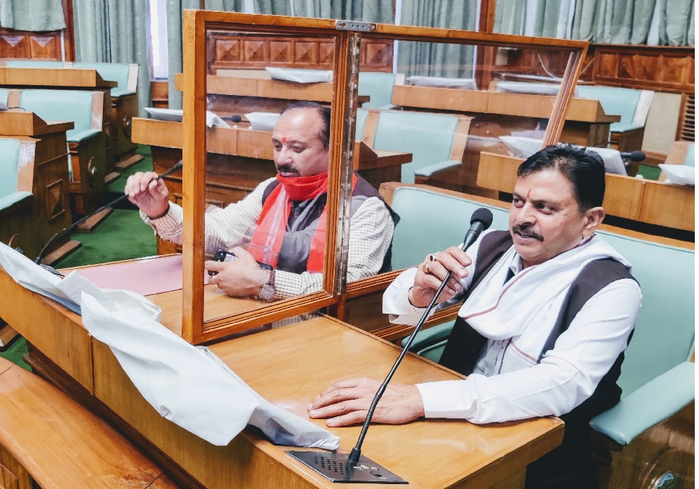 6 Feet Dividers Between Seats, Ban On Visitors As Himachal Assembly