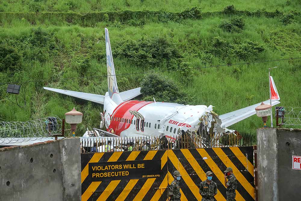 Kerala Plane Crash Capt Deepak Sathe Had Planned To Pay Surprise Visit
