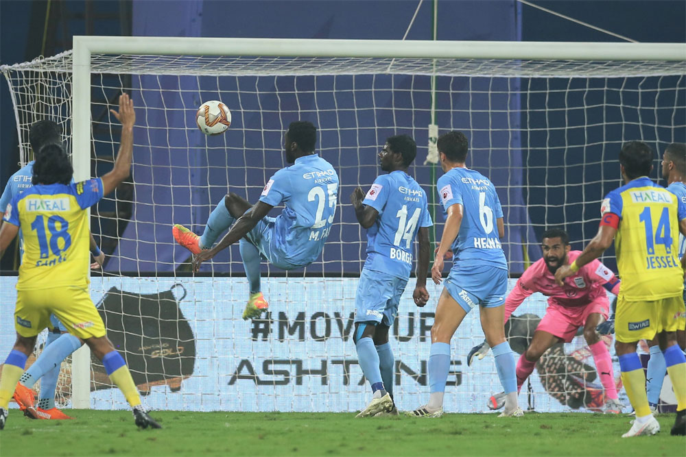 Latest Sports News, Sports Updates, Cricket, Football, Tennis, Hockey