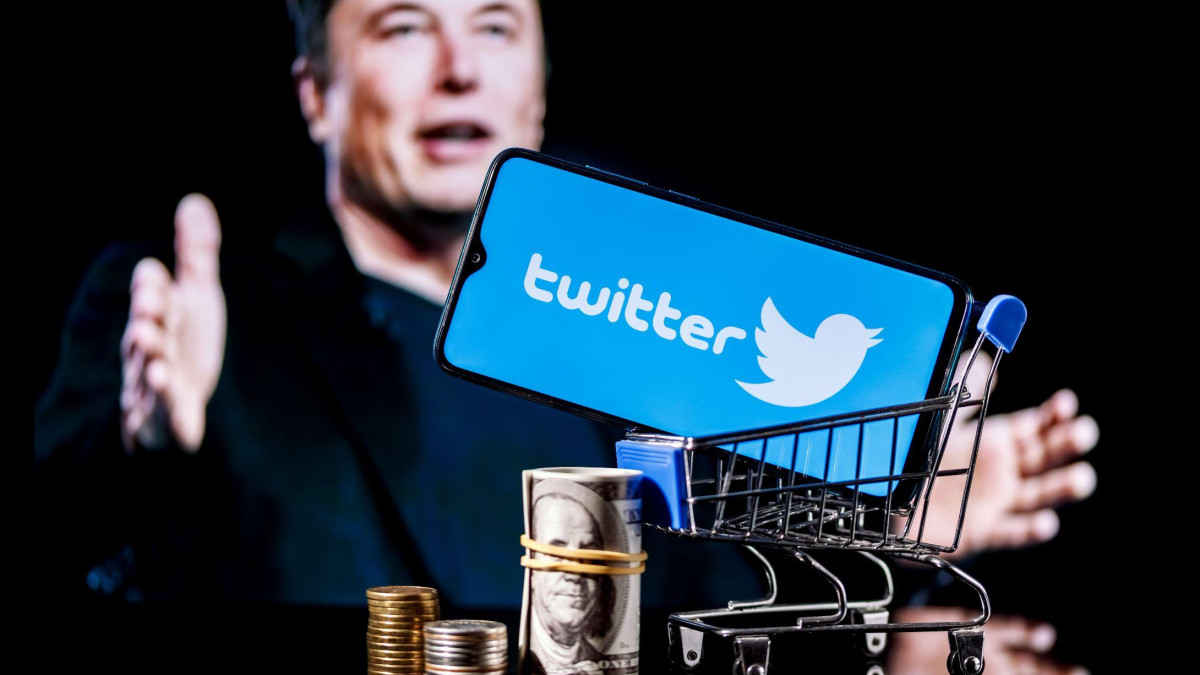 After Trying To Back Out, Elon Musk Proposes To Buy Twitter In A 44