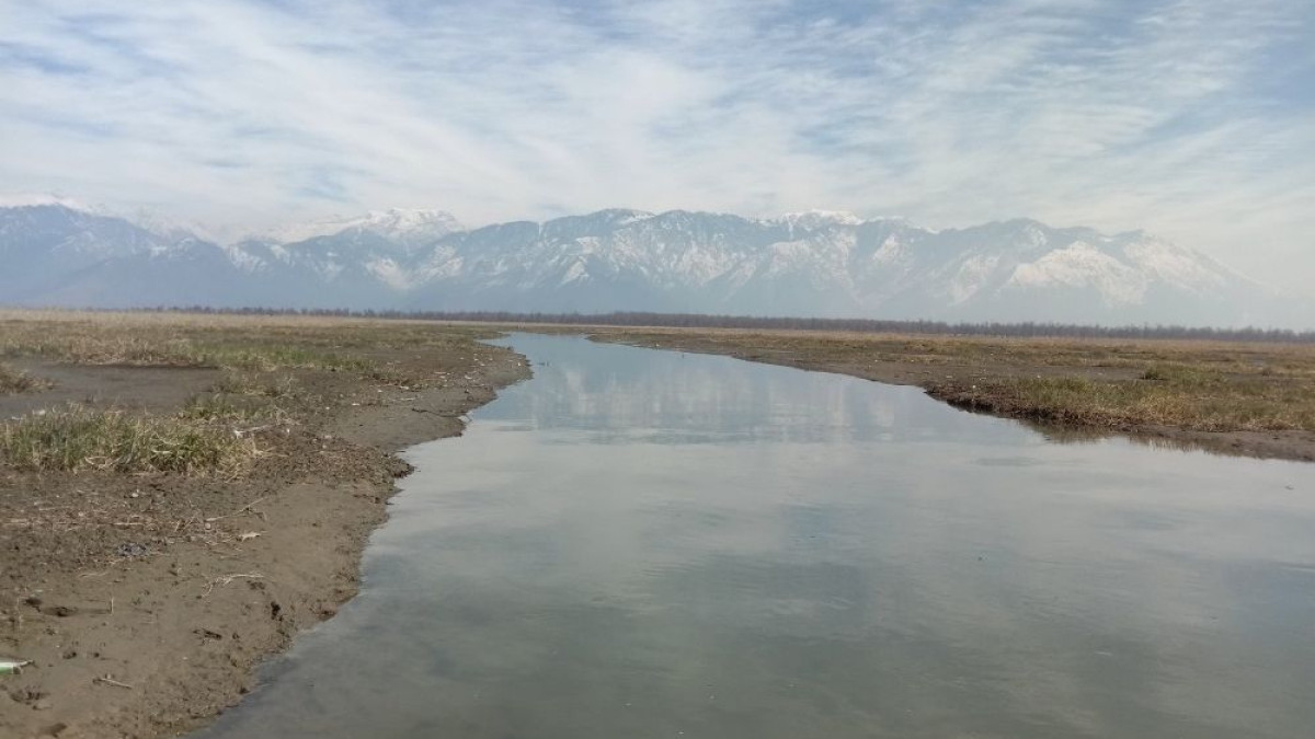 A Walk On Asia's Largest Freshwater Lake In J&K
