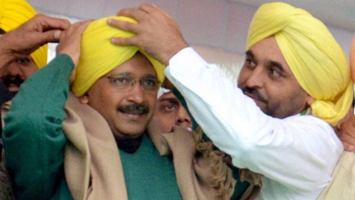 Digvijaya Backs Kumar Vishwas Says Kejriwal Should Issue Statement Against Pro Khalistan 