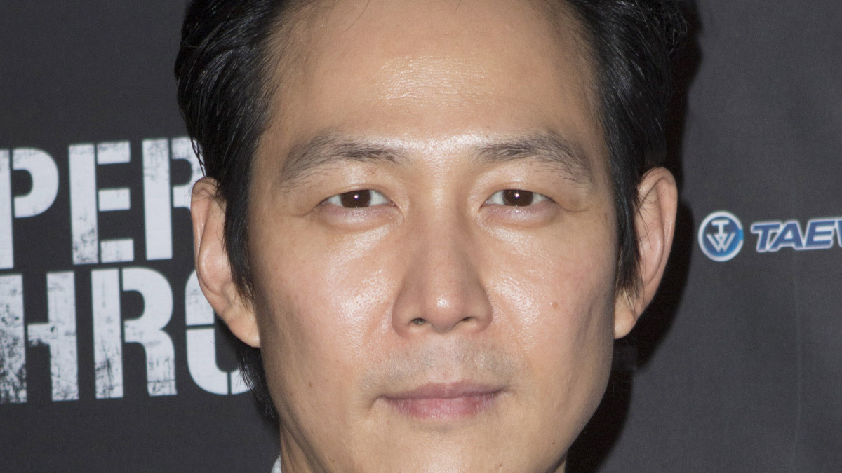 Squid Game' Star Lee Jung-jae To Make New Spy Movie With Directorial Debut  'Hunt'