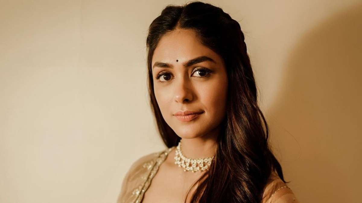 Celebrating 'Sita Ramam' Success, Mrunal Thakur Says She's Now Getting