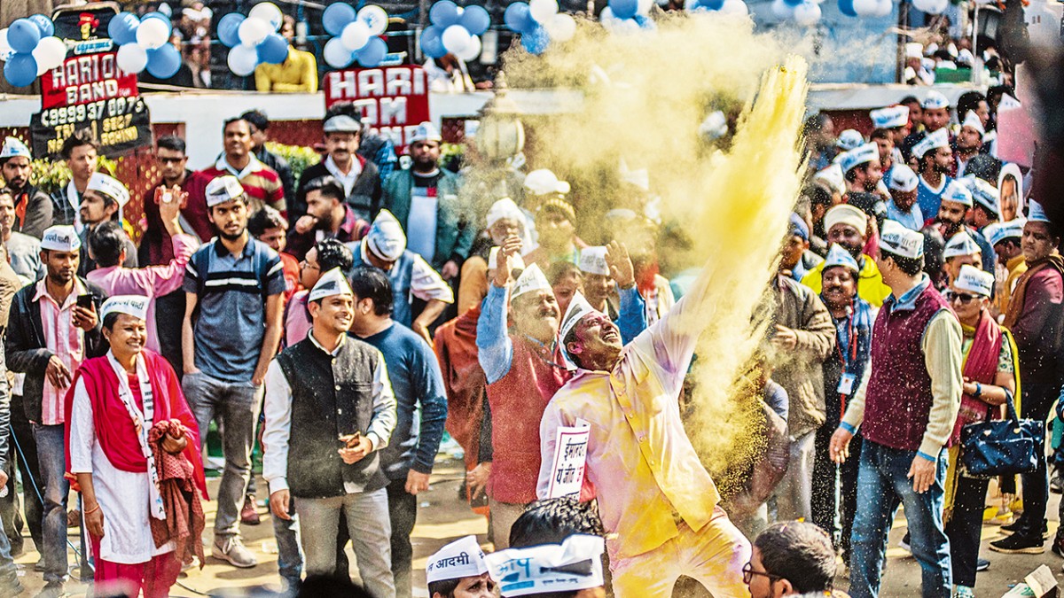 Changing Turf: Is AAP Peddling With Soft Hindutva? - Vimarsana News