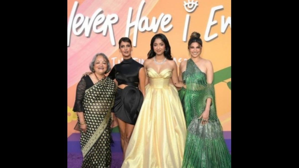 Maitreyi Ramakrishnan, Richa Moorjani Groove To 'Sami Sami' In 'Never Have I Ever' - Vimarsana News