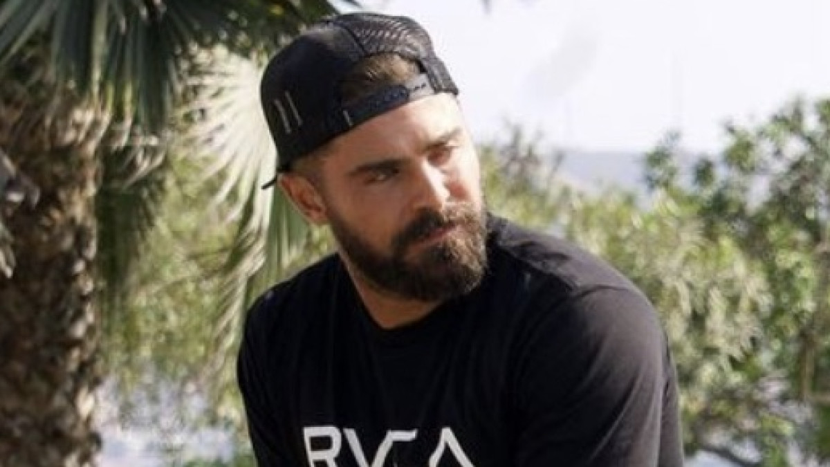 Zac Efron 'Almost Died' After Shattering Jaw, Chin Before Surgery